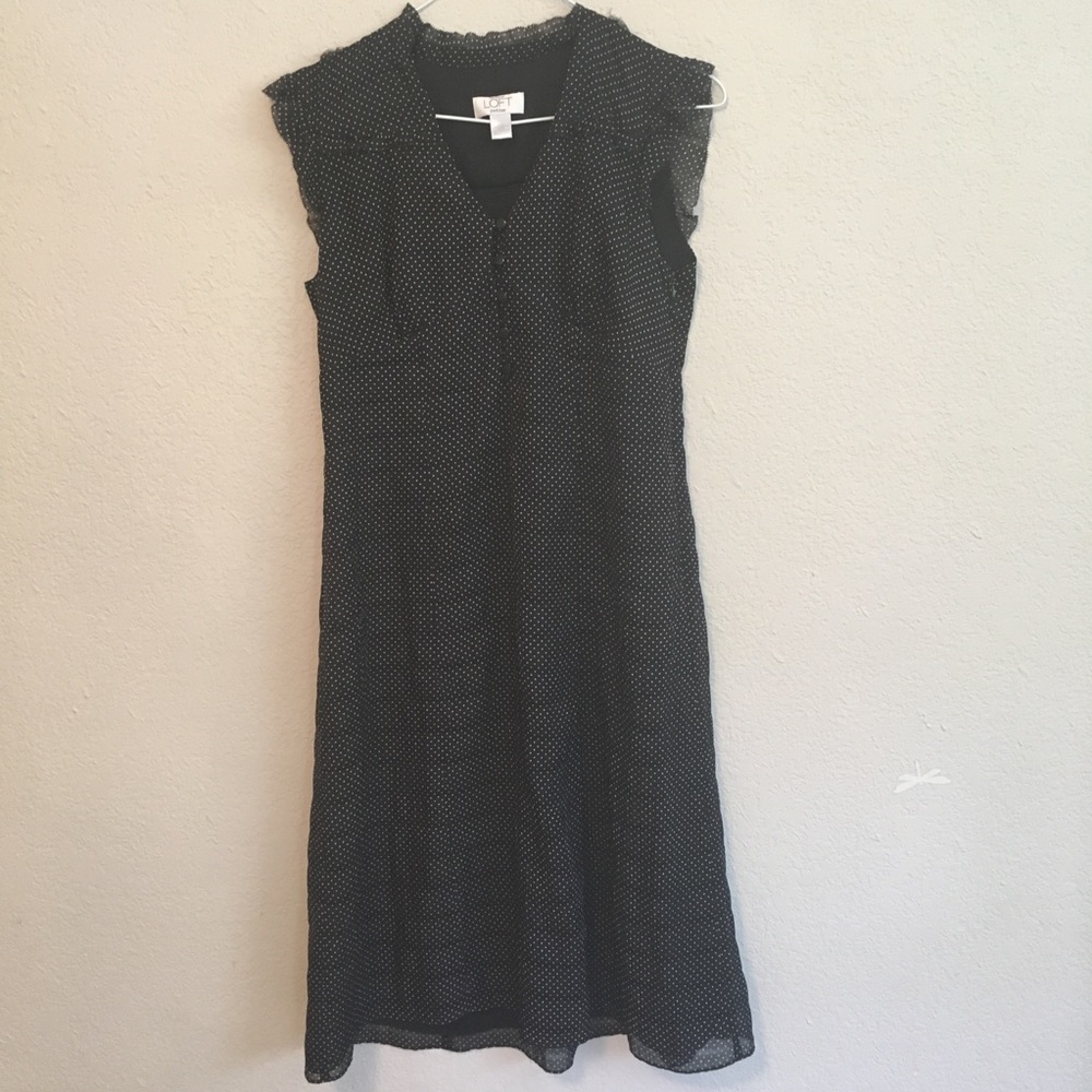 Loft sleeveless ruffle dress. Many and cream dots.